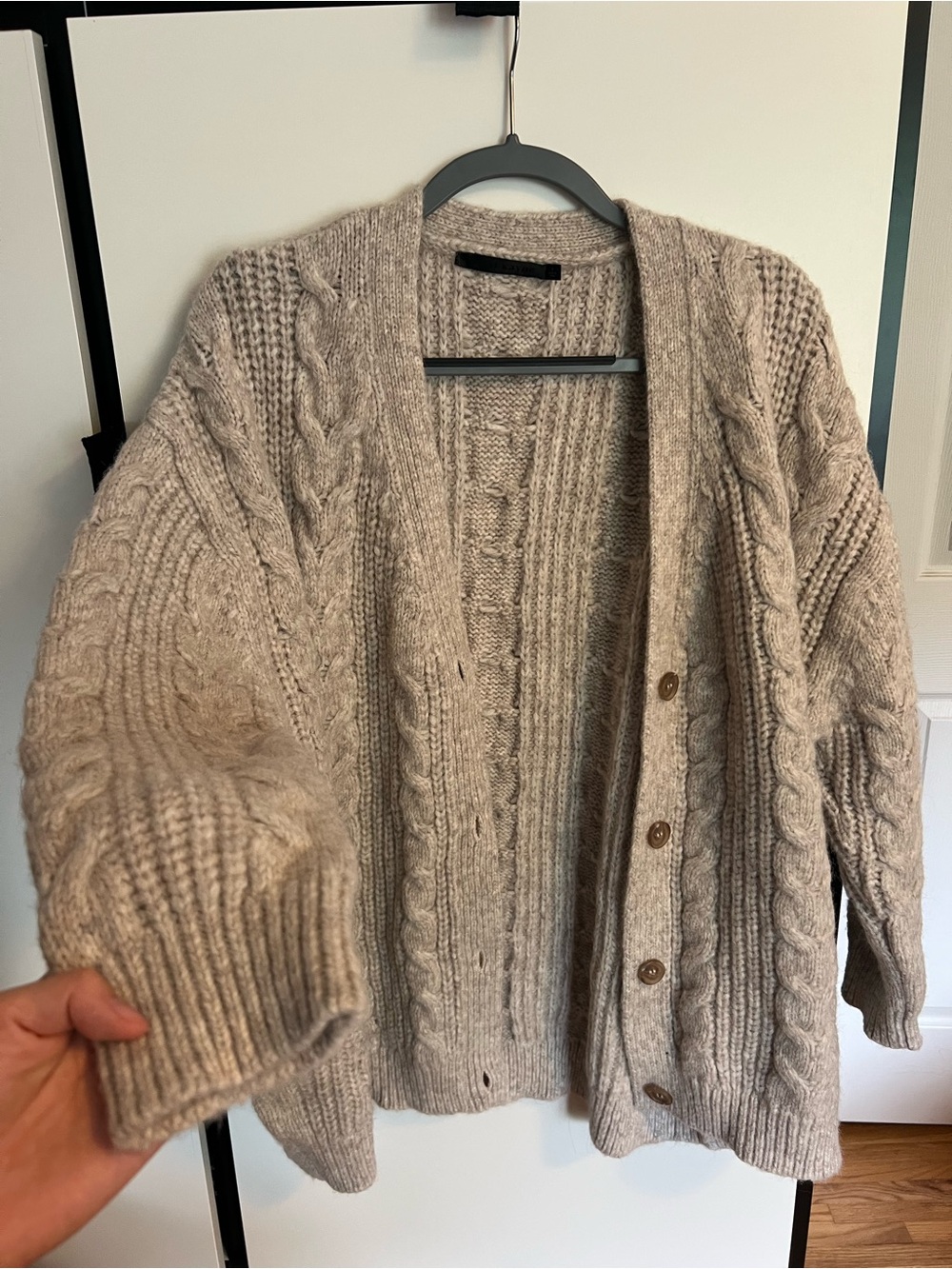 Like new Jenni Kayne cable cocoon cardigan